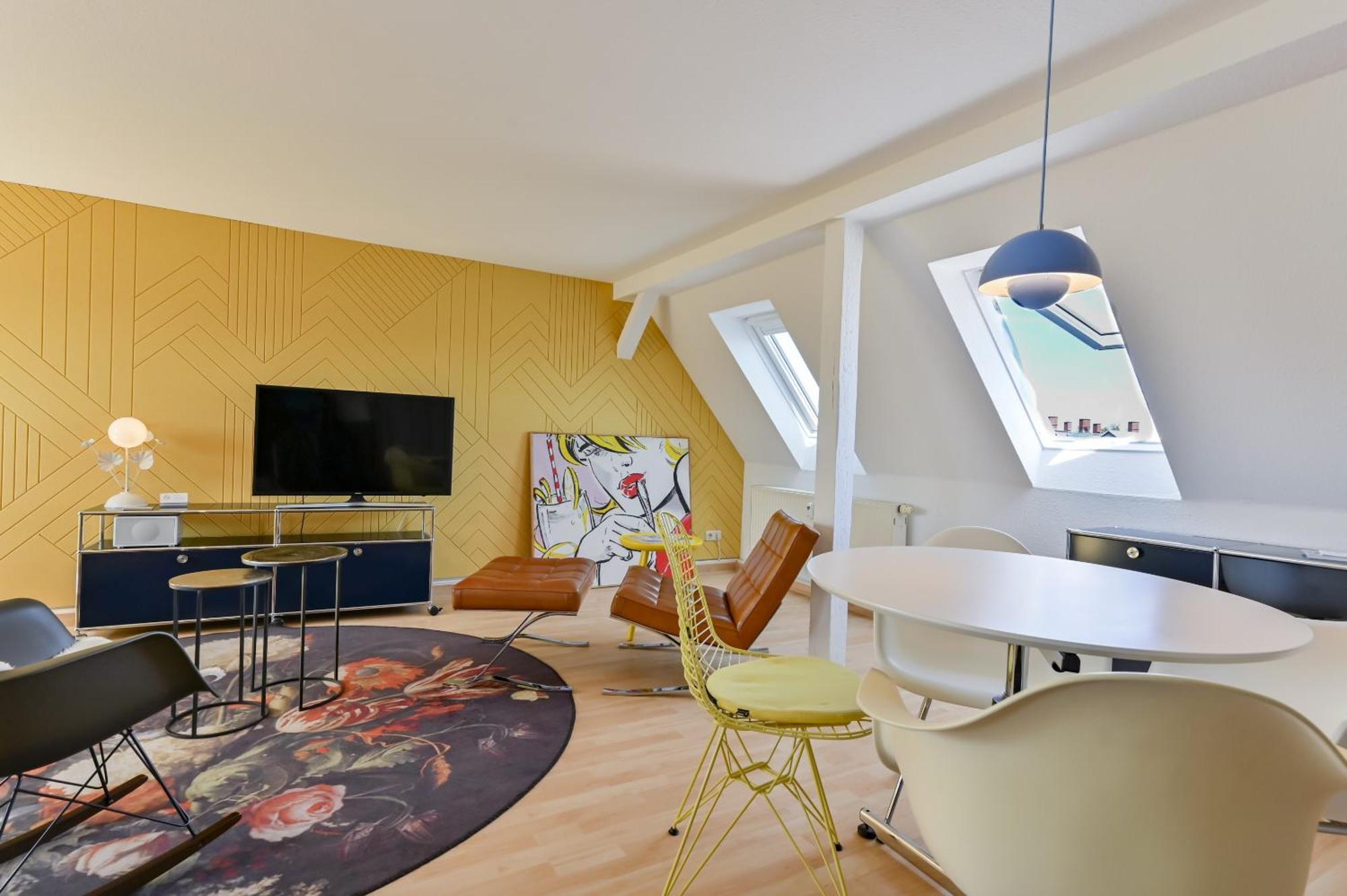 Premium Quartier Clara , Karl Und Fritz Auf Dem Kassberg Mit Eigenem Stellplatz Apartment Chemnitz Exterior photo