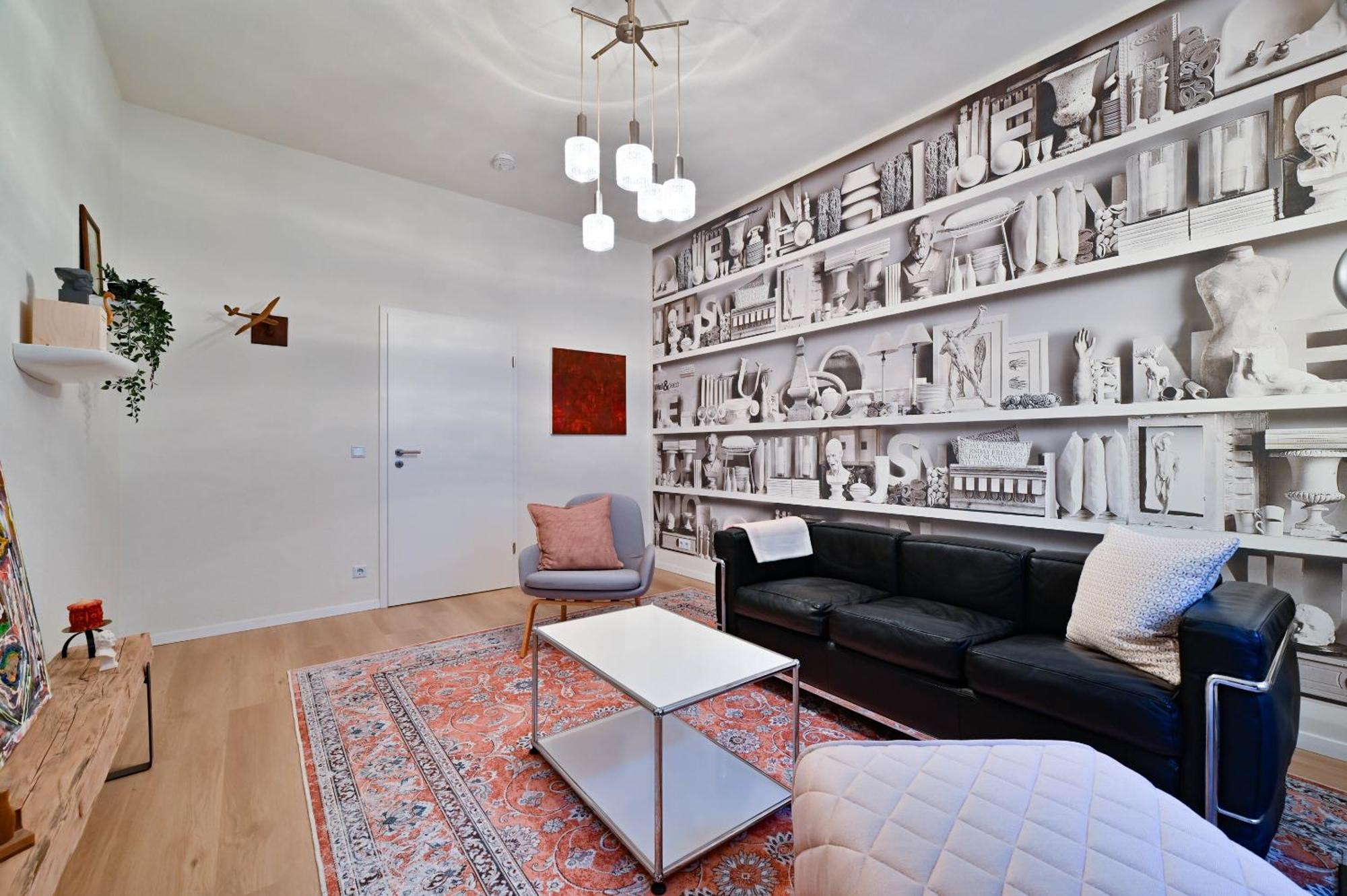 Premium Quartier Clara , Karl Und Fritz Auf Dem Kassberg Mit Eigenem Stellplatz Apartment Chemnitz Room photo